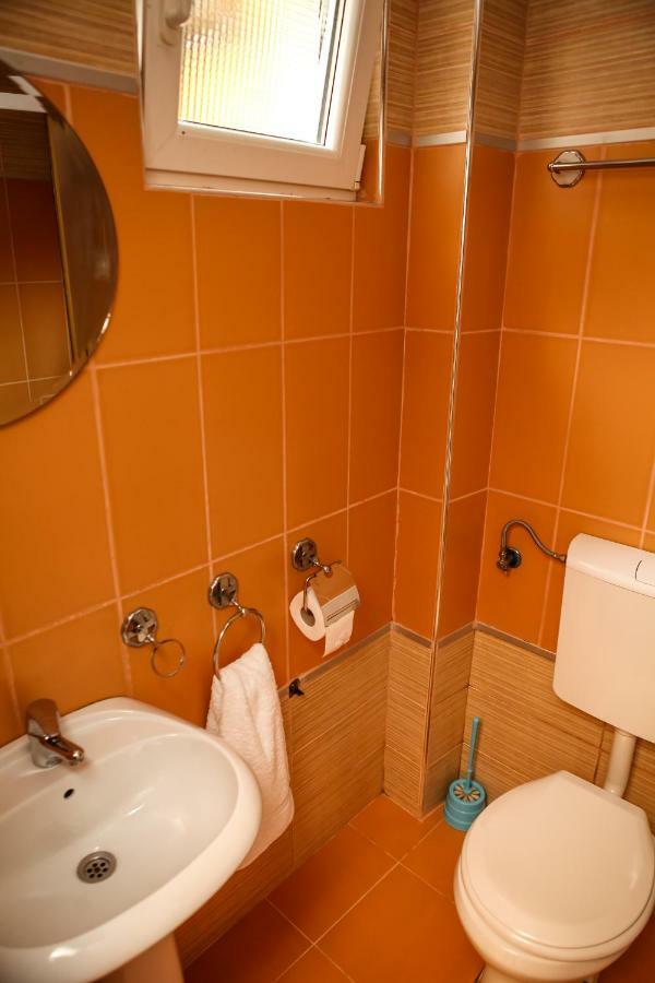 Sara Apartment Cetinje Exterior foto